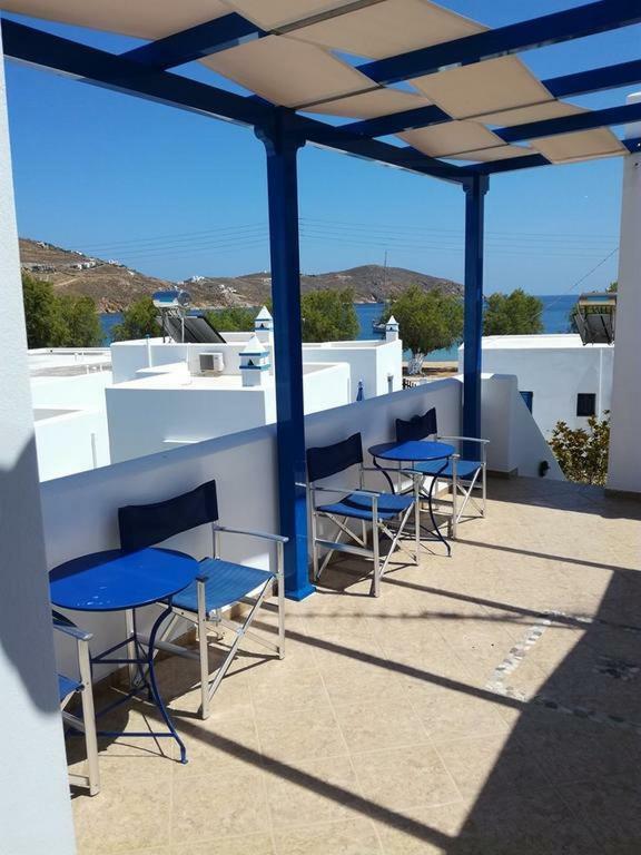 Ninemia Studios Serifos Island ภายนอก รูปภาพ